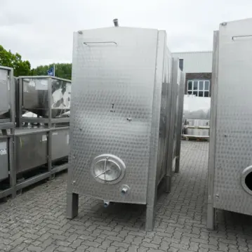 10460&#x20;liter&#x20;heat-&#x2F;coolable&#x20;cubic&#x20;storage&#x20;tank,&#x20;Aisi&#x20;304&#x20;with&#x20;2&#x20;internal&#x20;cooling&#x20;plates