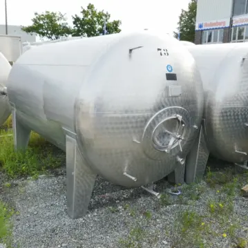 6000&#x20;liter&#x20;horizontal&#x20;&#x2B;8&#x20;bar&#x20;pressure&#x20;tank,&#x20;Aisi&#x20;304