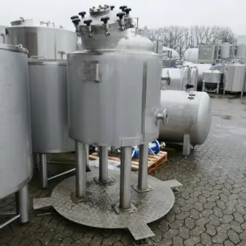 Unused&#x20;507&#x20;liter&#x20;heatable&#x2F;coolable&#x20;pressure&#x20;vessel&#x20;made&#x20;of&#x20;stainless&#x20;steel&#x20;316&#x20;with&#x20;inclined&#x20;blade&#x20;agitator