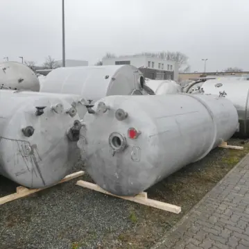 10600&#x20;Liter&#x20;Beh&#xE4;lter&#x20;aus&#x20;V2A&#x20;mit&#x20;T&#xDC;V-Papieren