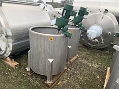 600 Liter Gebrauchter Behälter aus  ,AISI304 (V2A) 1.4301