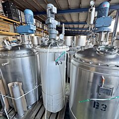 270 Liter heiz-/kühlbarer Rührwerksbehälter aus V2A mit Ankerrührwerk