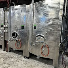 12000 Liter heiz-/kühlbarer Behälter aus V2A