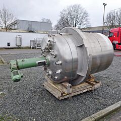 3000 Liter Druckbehälter aus V4A mit Propellerrührwerk