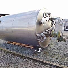 13500 Liter heiz-/kühlbarer Rührwerksbehälter aus V2A mit Propellerrührwerk