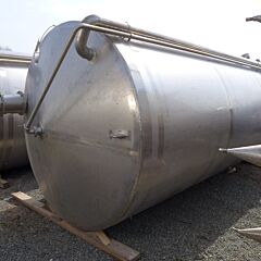 15000 Liter heiz-/kühlbarer Rührwerksbehälter aus V4A mit seitlichem Propellerrührwerk