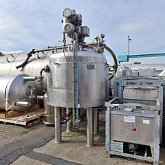 1500 Liter heiz-/kühlbarer Druckbehälter aus V4A mit Koaxialrührwerk
