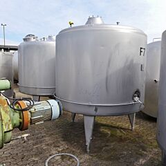 4500 Liter isolierter Rührwerksbehälter aus V4A mit Balkenrührwerk