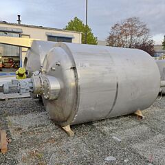5000 Liter heiz-/kühlbarer Rührwerksbehälter aus V4A mit Ankerrührwerk