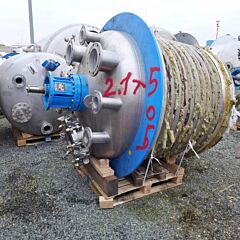 3690 Liter heiz-/kühlbarer Reaktor aus V4A mit Ankerrührwerk
