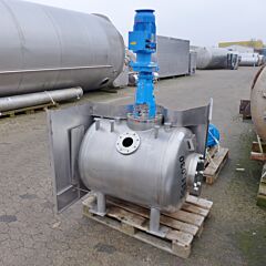 400 liter pressure tank, Aisi 316 with inclined blade agitator