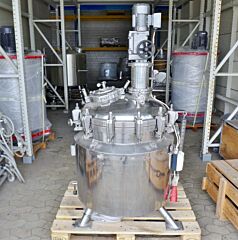 259 Liter heiz-/kühlbarer Druckbehälter aus V4A mit Propellerrührwerk