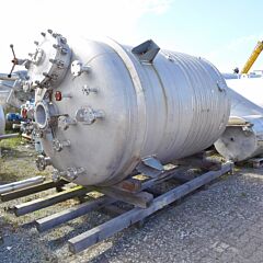 9670 Liter Druckbehälter aus V2A mit Balkenrührwerk