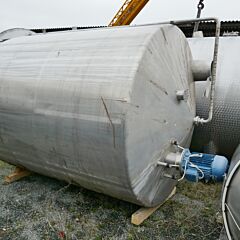 10000 Liter heiz-/kühlbarer Rührwerksbehälter aus V2A mit Propellerrührwerk
