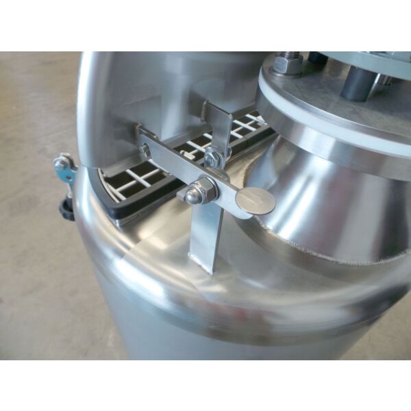 Serbatoio da 150 litri nuovo di fabbrica in acciaio inox 316 (agitatore disponibile con sovrapprezzo)
