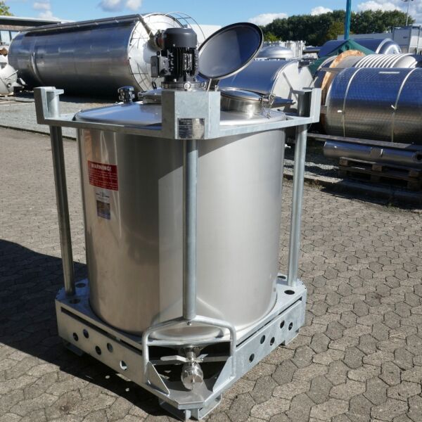 Nuovissimo contenitore agitatore da 1023 litri in acciaio inox 304 con miscelatore a getto