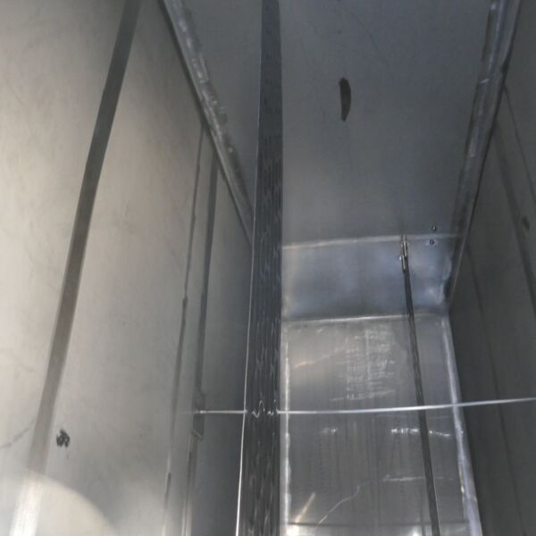 12220 liter heat-/coolable cubic storage tank, Aisi 304 with 2 internal cooling plates