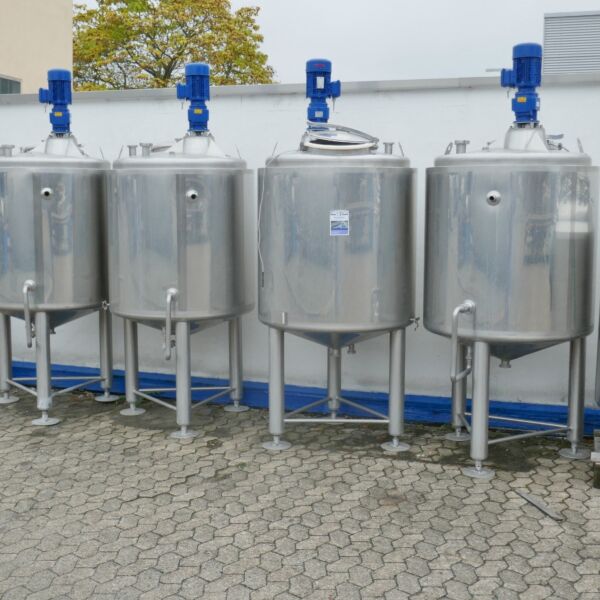 810 liter heatable/coolable, insulated agitator tank made of stainless steel 304 with beam agitator
