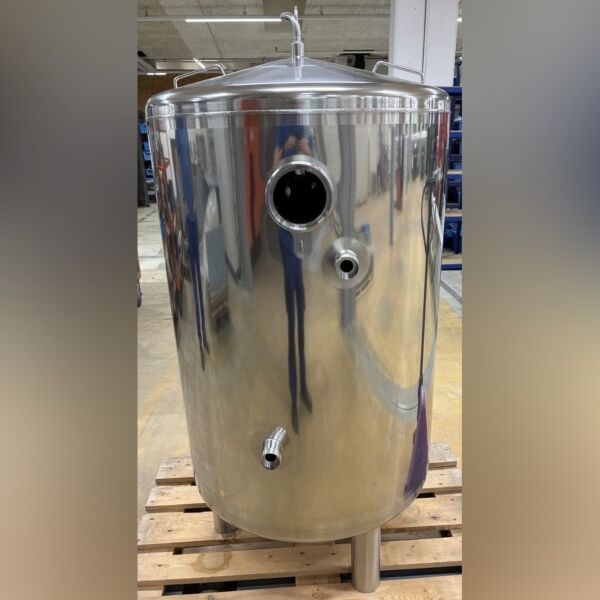 Serbatoio di stoccaggio verticale da 500 litri in acciaio inox 316, non utilizzato.