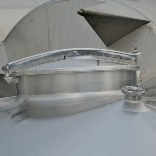 Serbatoio riscaldabile/raffreddabile da 3331 litri in acciaio inox 316 (tipo FIT; opzionale con agitatore), nuovo di fabbrica.