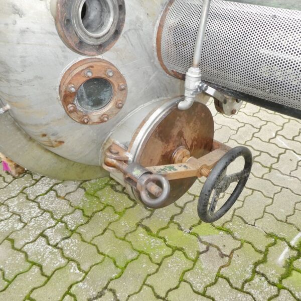 Serbatoio riscaldabile/raffreddabile da 1750 litri in acciaio inox 316