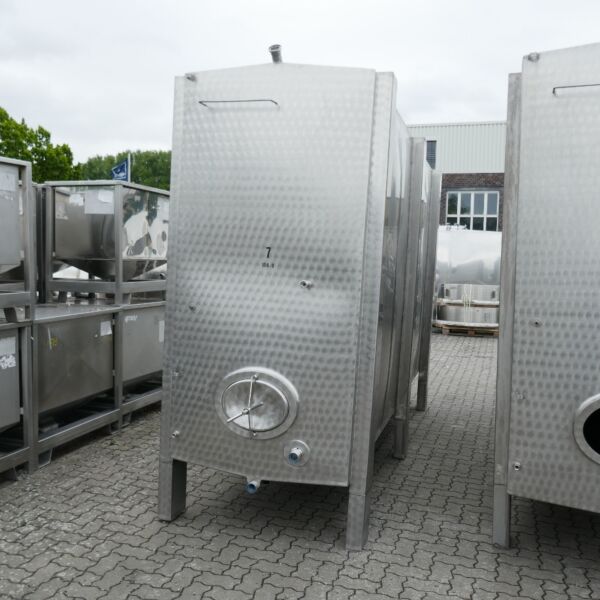 10460 litri di Serbatoio refrigerante in acciaio inox 304