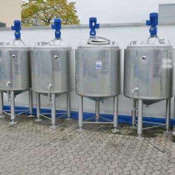810 Liter heiz-/kühlbarer, isolierter Rührwerksbehälter aus V2A mit Balkenrührwerk