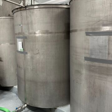 4000&#x20;Liter&#x20;Flachbodenbeh&#xE4;lter&#x20;aus&#x20;V2A