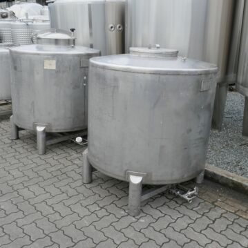 1200&#x20;Liter&#x20;Beh&#xE4;lter&#x20;aus&#x20;V2A