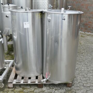 Serbatoio&#x20;da&#x20;360&#x20;litri&#x20;in&#x20;acciaio&#x20;inox&#x20;304