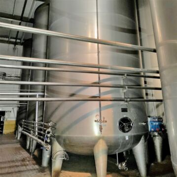 100000&#x20;Liter&#x20;Lagertank&#x20;aus&#x20;V4A