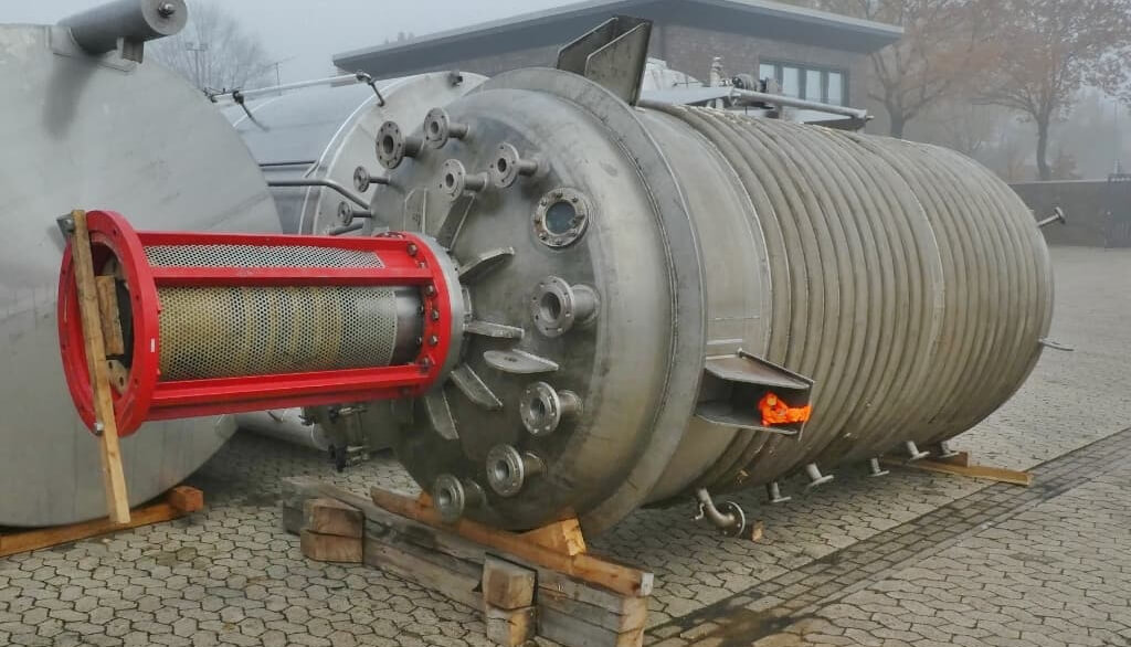 Gebrauchte Chemietanks & Apparate