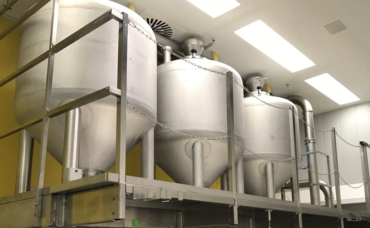 Behälter und Apparate