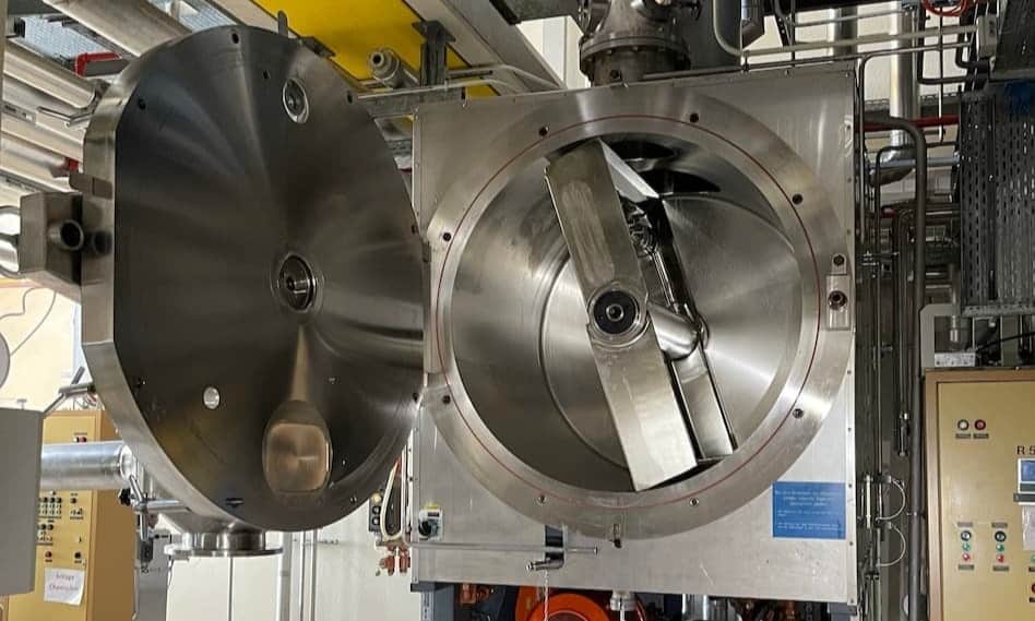 Behälter und Apparate