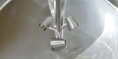 Cup-blade agitators