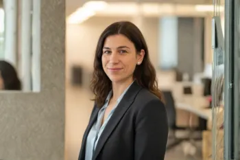 Denise Pek, Ventas Externas en Behälter KG Bremen